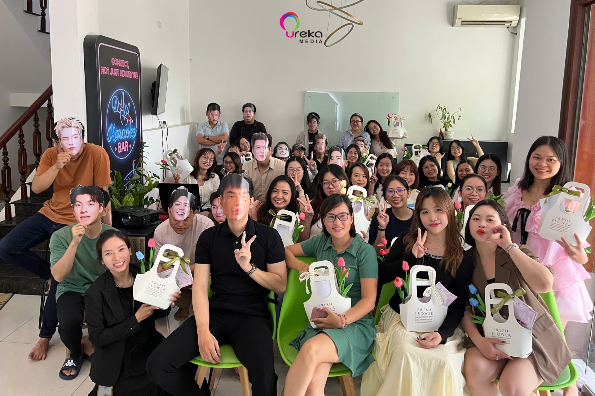 Hoạt động 9 tại Ureka Media